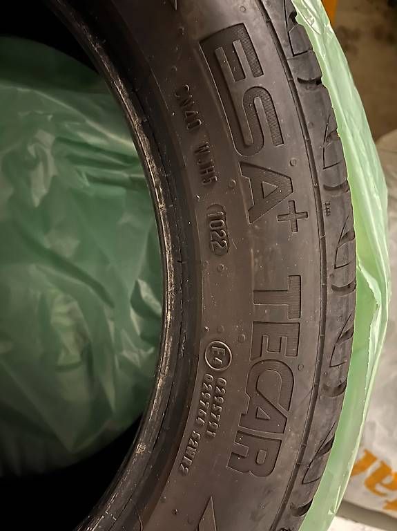 Pneumatici & Ruote complete: Pneu 225/50 R17 – Usato da Emmenbrücke venduto da Car2704 2