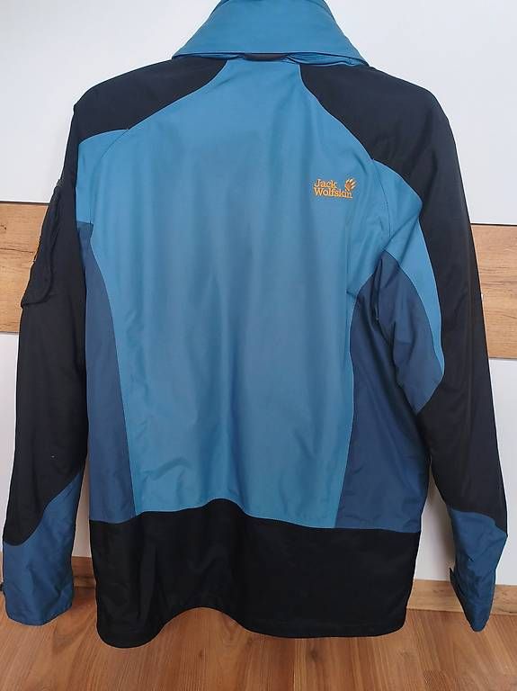 Giacche: Jack Wolskin Outdoorjacke – Usato da Höri venduto da Mogli7 1