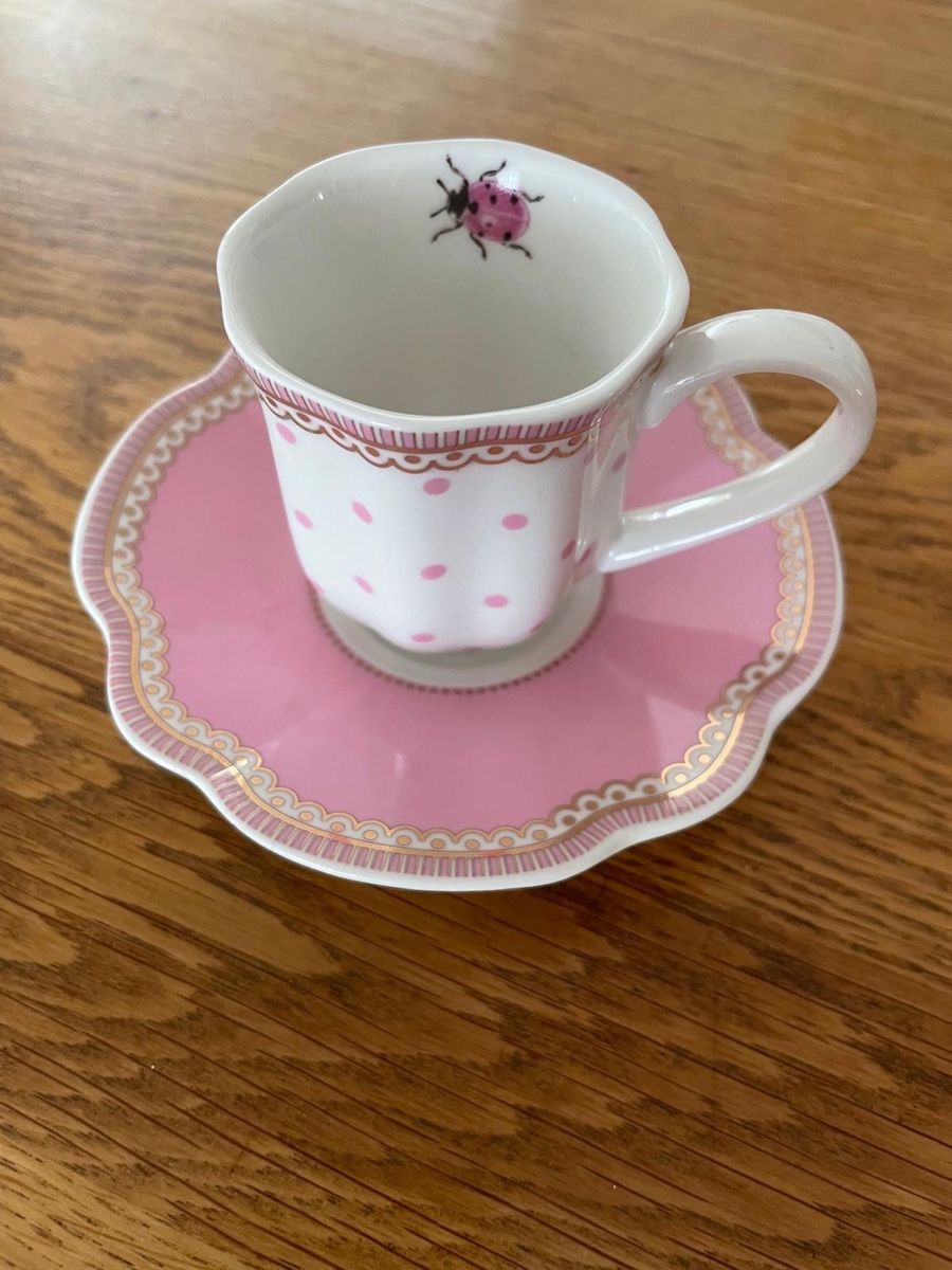 Tazze: Espressotasse mit Untertasse Marienkäfer Muster rosa – Usato da Hombrechtikon venduto da baersandro