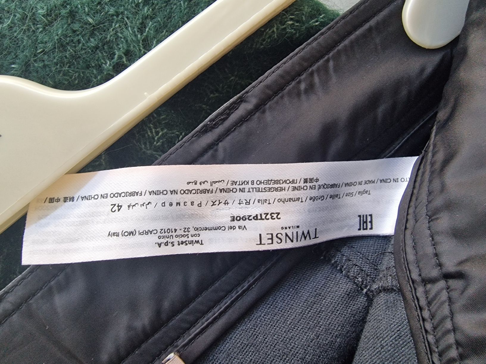 Twinset Hosen: Pantalons similicuir TwinSet – Gebraucht aus Genève von alex7926 6