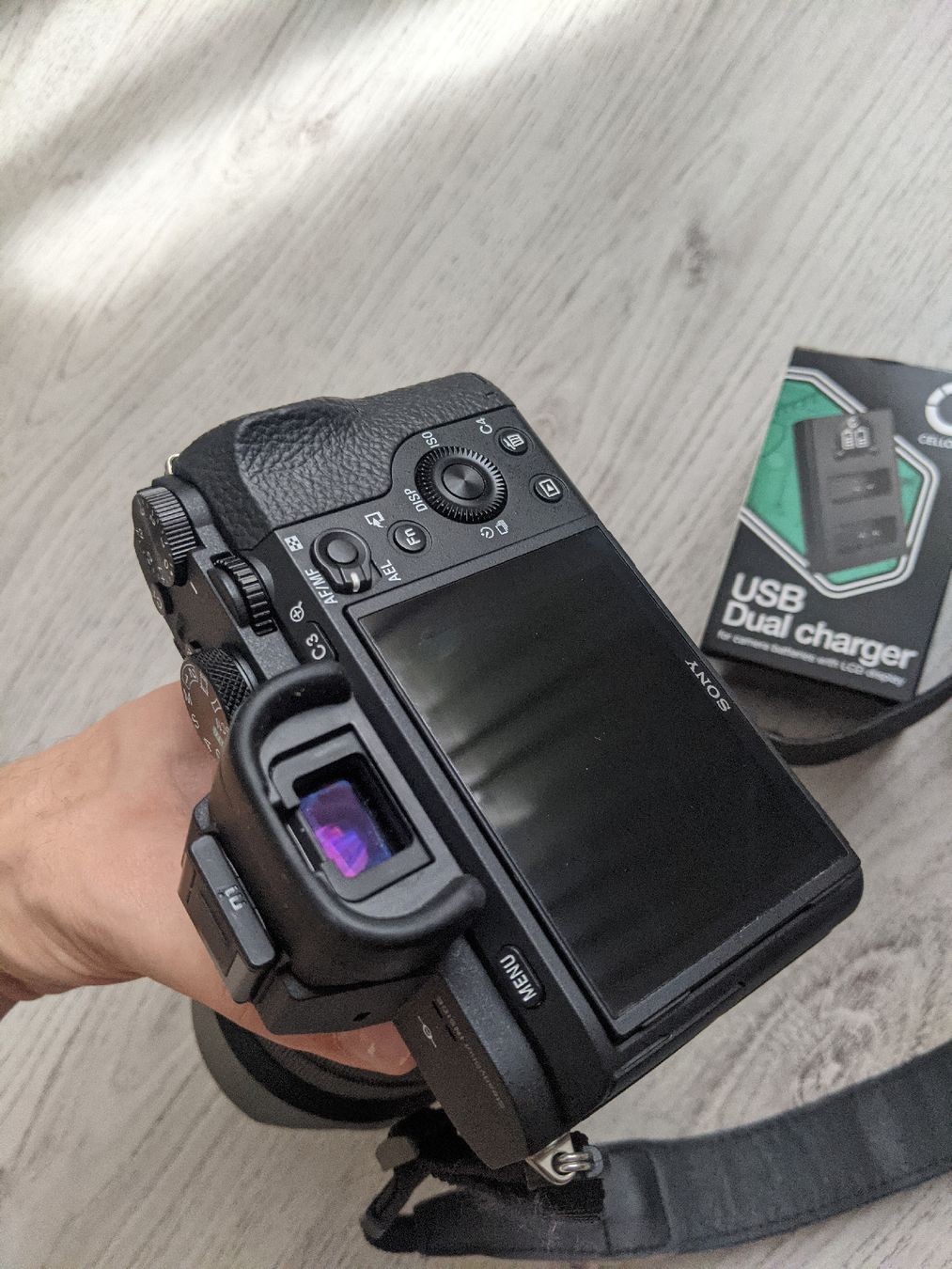 Sony Kamera: Sony a7 II (alpha 7 mark 2) – Neu (gemäss Beschreibung) aus Orbe von NorthMost 1