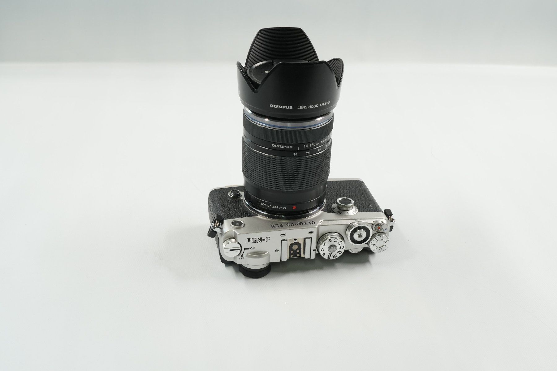 Olympus Fotocamera: Olympus PEN-F Kamera mit Objektiv 14-150mm – Usato da Galgenen venduto da Fmg 3