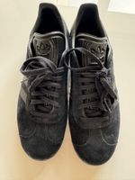 Adidas neuves noires