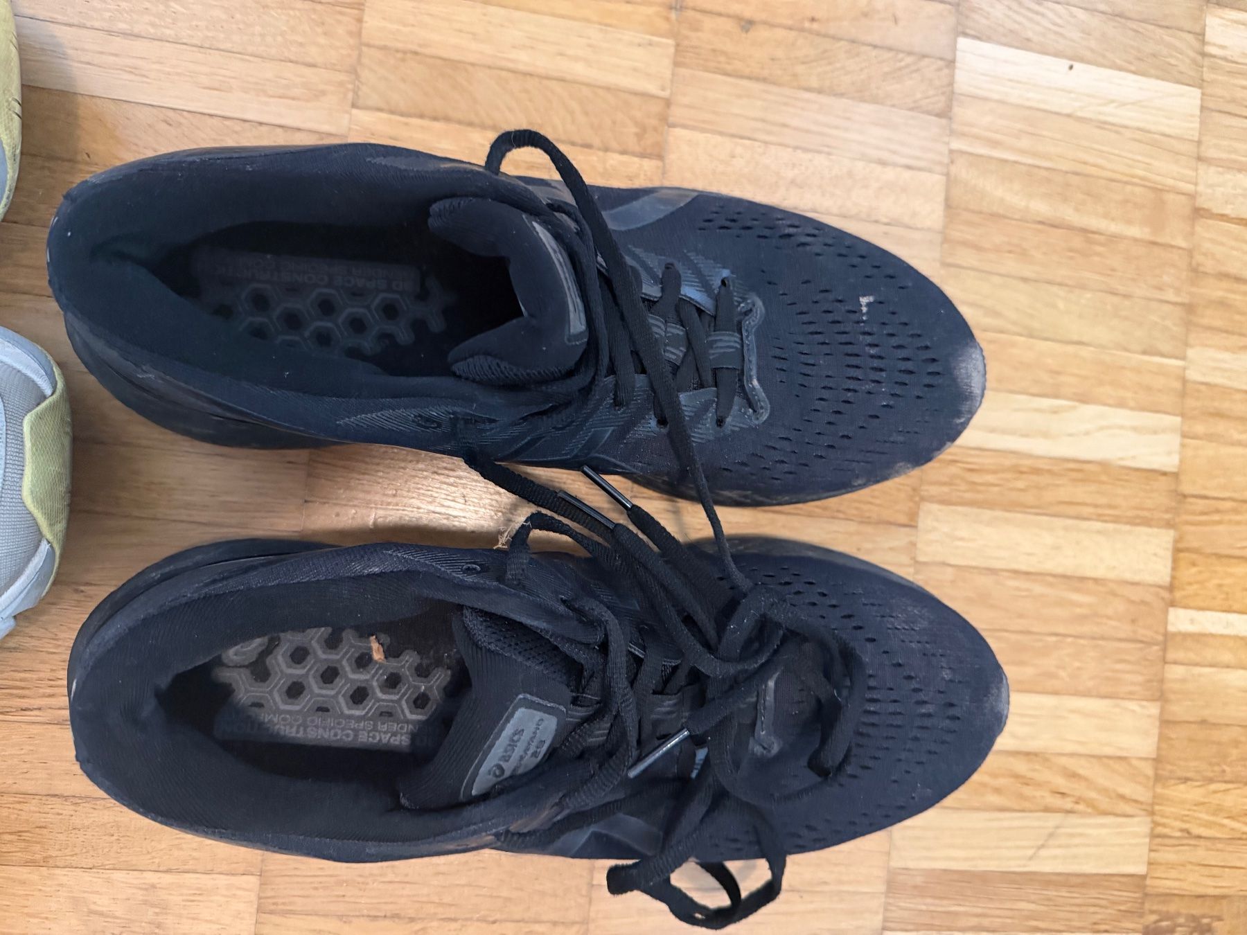 Chaussures femmes: Gebrauchte Laufschuhe – D'occasion à Zürich par fabidabidu 4