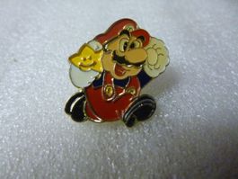 Nintendo Pins Mario with Star