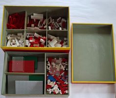 Vintage LEGO System Spielzeug im Holzkoffer!