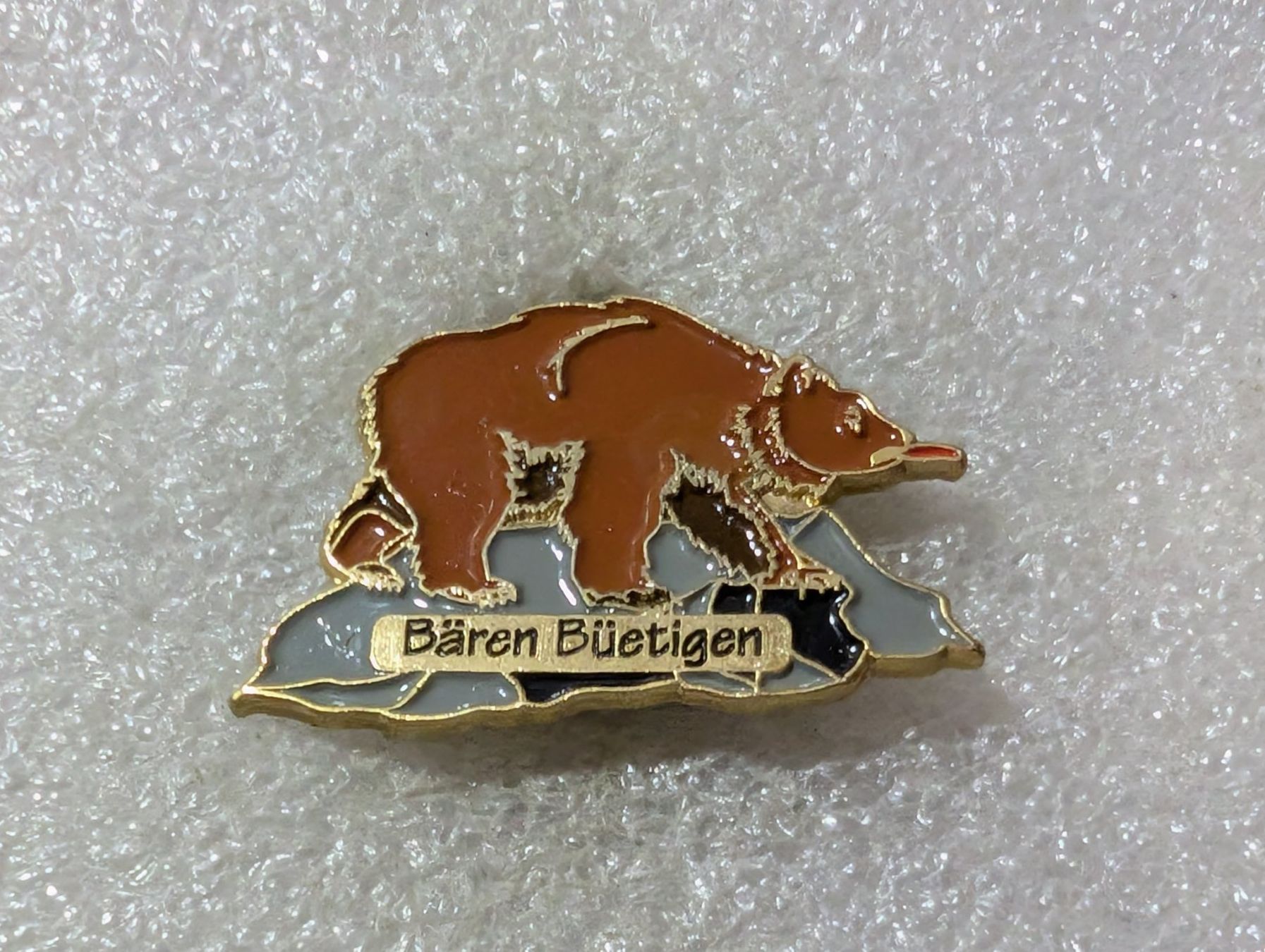 Placchette & Badge: Ansteckpin 3: Bären Büetigen – Usato da Oppligen venduto da Pin-Fall-Shop