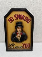 No Smoking Holzschild