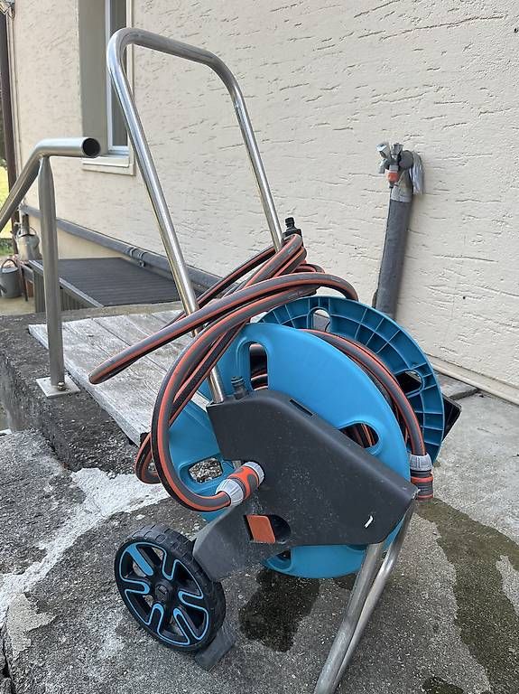 Tubi & Tubi flessibili: Gardena Schlauchwagen – Usato da Brittnau venduto da anj_vhv9 1