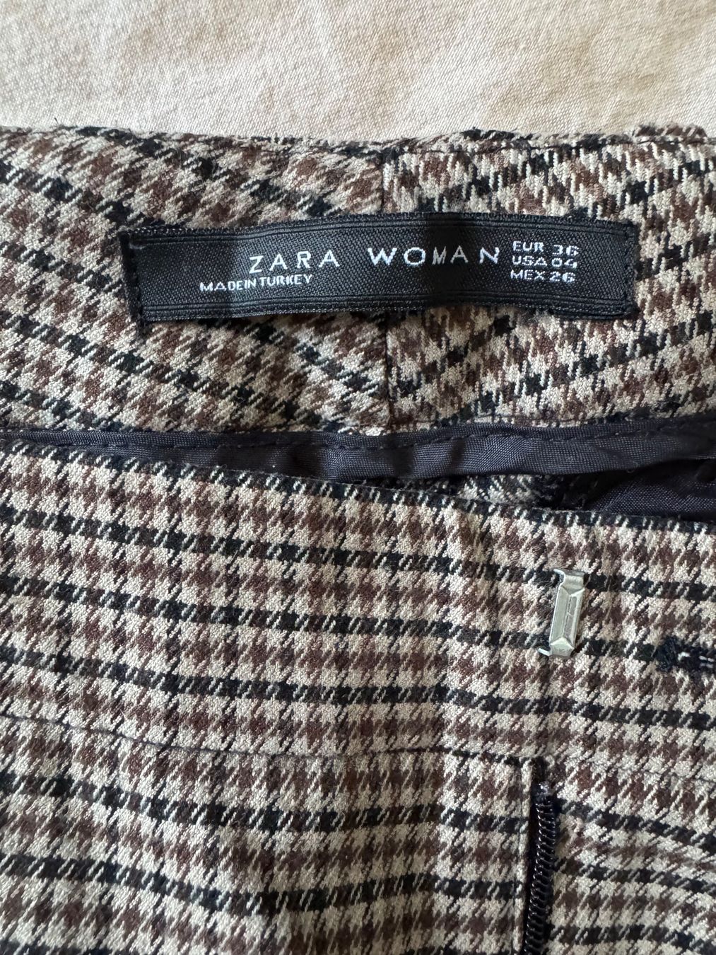 Zara Pantaloni: Zara Karo Hose Gr.36 – Usato da Thun venduto da Iriska77 2