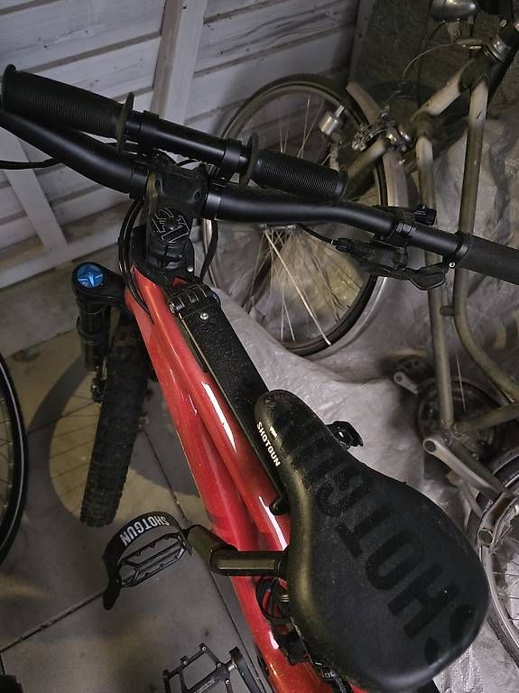 Specialized Velos: Specialized Turbo Levo Comp mit 323km – Gebraucht aus Unterseen von Rugen83 4