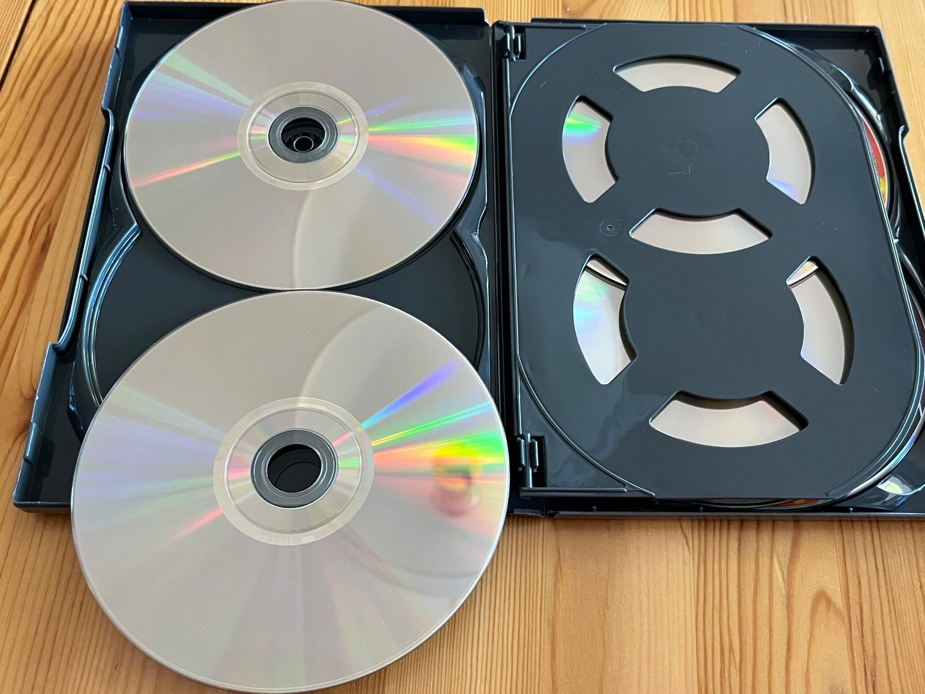 Tutti i DVDs: Chicago Fire Staffel 5 DVD Box Set – Usato da Zürich venduto da Gurkis 3