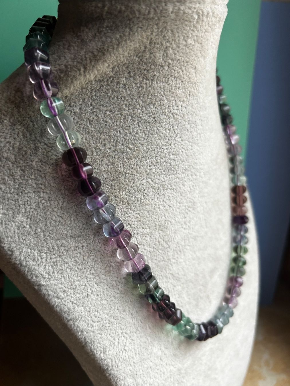 Ketten: Halskette Amethyst & Jadeit + Goldverschluss 750 – Gebraucht aus Dittingen von Bijoubelle 1