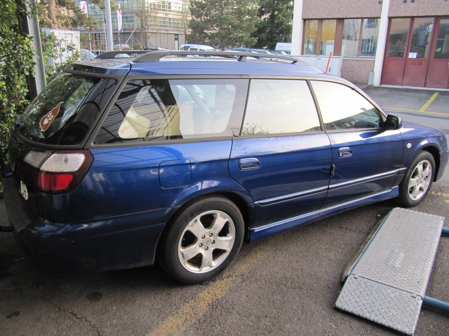 Subaru Automobili: Subaru Legacy 2.5 4WD – Usato da Rotkreuz venduto da auto-bachmann 1