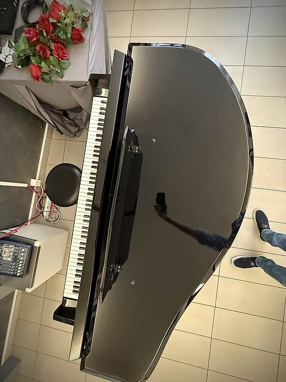 Instruments de musique: Piano Yamaha Grand Touch – D'occasion à Paradiso par lan_wzn8 2