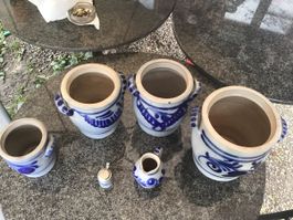 Steingut Krüge und Behälter blauer Dekor mit Henkel
