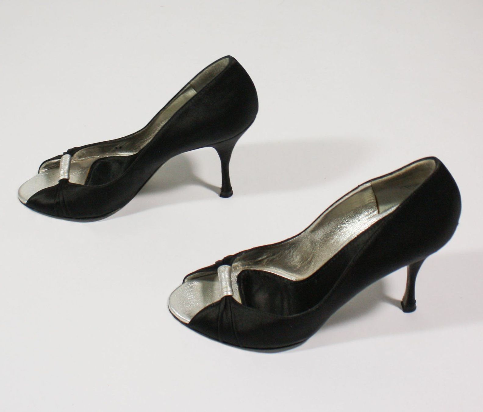 Scarpe da donna: Dolce & Gabbana Sandale Gr. 39 – Usato da Belp venduto da caramel-secondhand 2