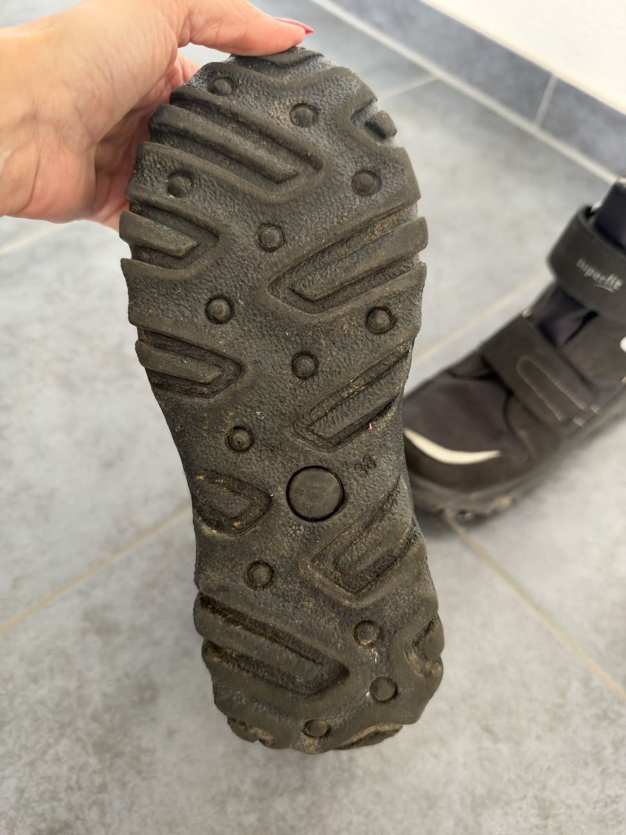 Herrenschuhe: Winterschuhe Gr. 36 Superfit – Gebraucht aus Uttigen von daeni_83 2