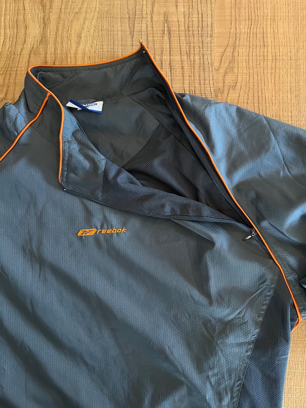 Reebok Giacche: Reebok Trainingsjacke, Gr. L-XL – Usato da Turtmann venduto da stonie_s 1