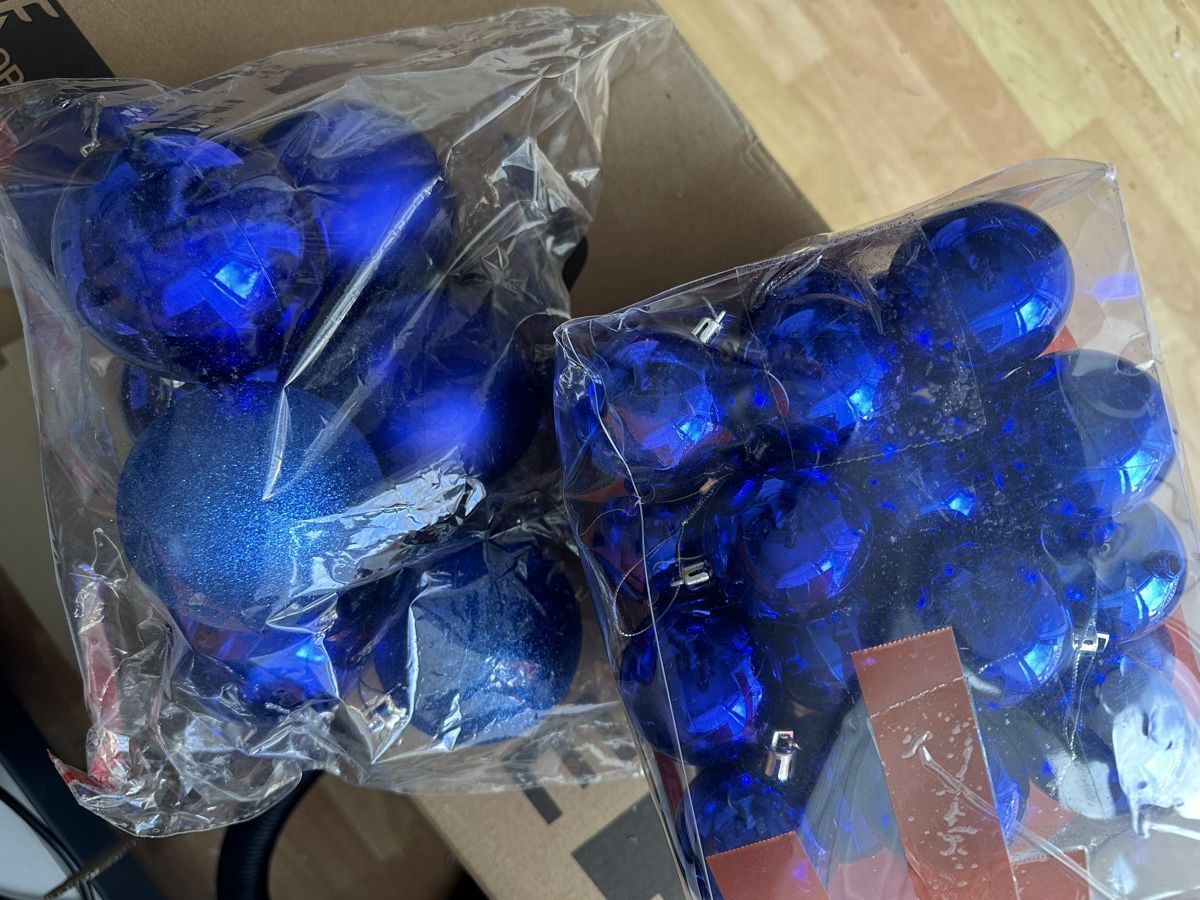 Tutte le decorazioni: 44 Stück Weihnachtskugeln neu Königsblau – Nuovo e nell'imballaggio originale da Amriswil venduto da JaJa-Express 2