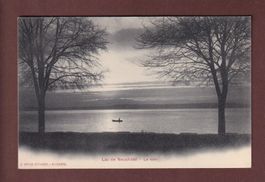 Lac de NEUCHÂTEL - Le soir