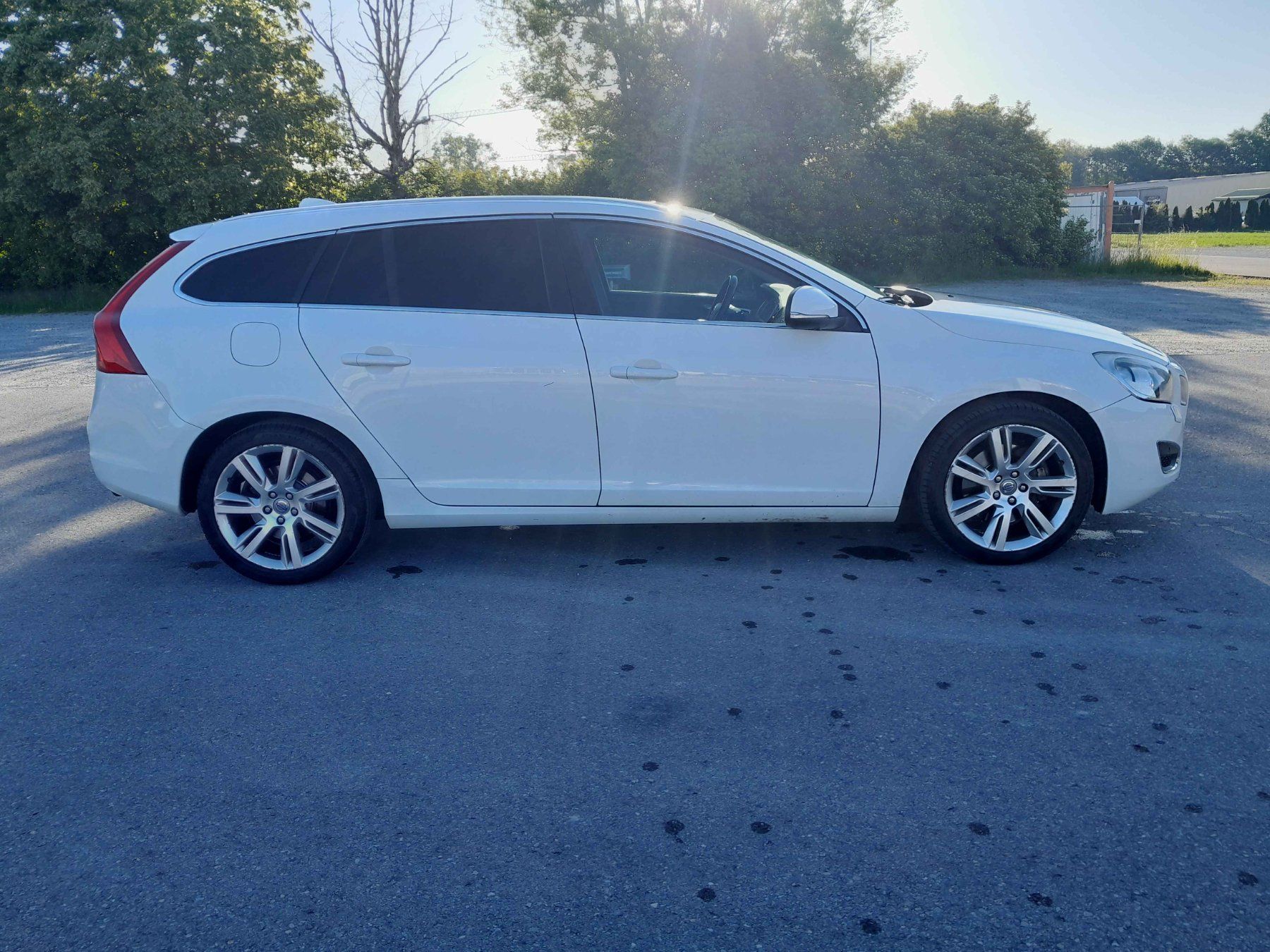 Volvo Automobili: Volvo V60 D5 AWD, version Summum – Usato da Grolley venduto da zapa78 3