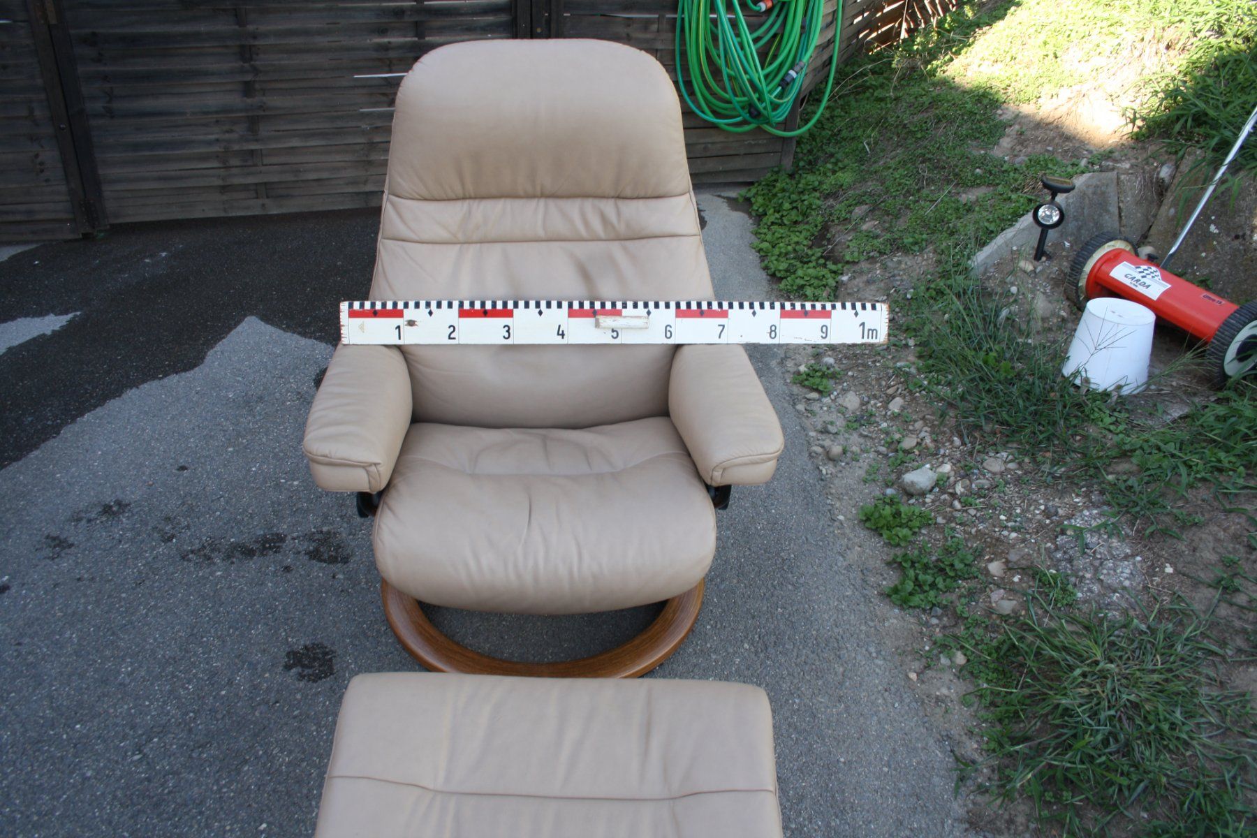 Stressless Poltrone: Stressless Relaxsessel mit Hocker Sessel – Usato da Wauwil venduto da Vintagesky 4
