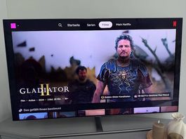 Samsung 65 QLED 4K Smart TV (GQ65Q7FNG)  Top Zustand