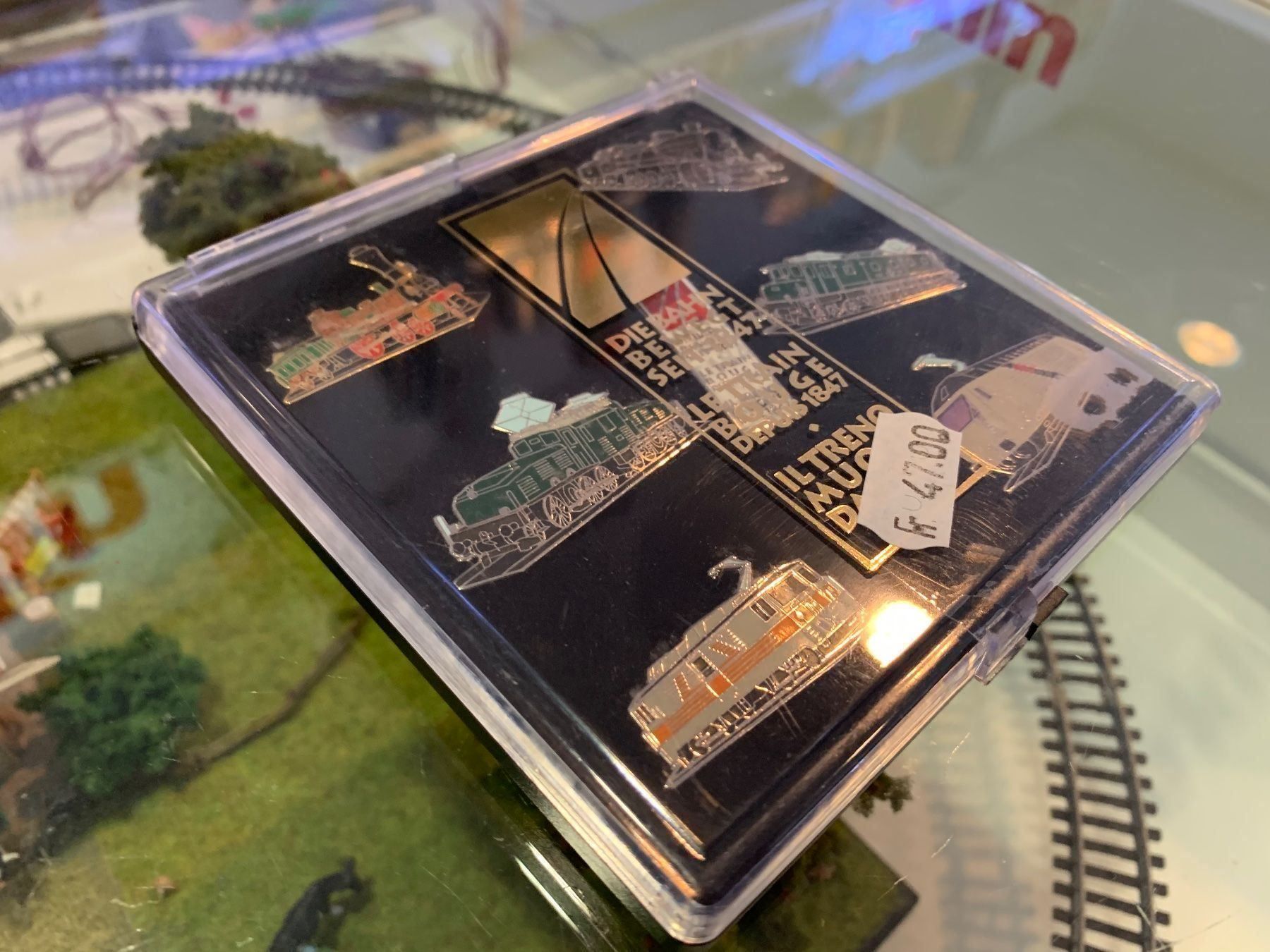 Plaquettes & Badges: Pins set SBB train Zug bahn – D'occasion à Chiasso par Carrara-Modellismo 1