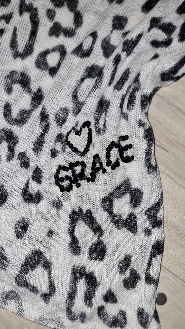 Grace Pulls & Sweat-shirts: dünner Pullover von Grace mit Leo-Print, Grösse L Top Zustan – D'occasion à Wigoltingen par Zuckerfee84 2