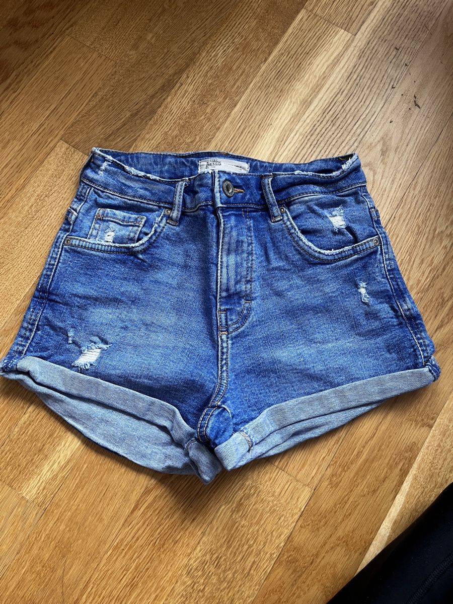 Zara Jeans: Jeans Shorts - gr. 32 – Gebraucht aus Zürich von a.b.2025