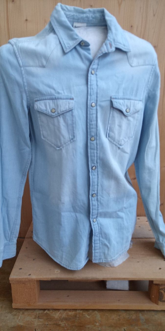 H&M Camicie: Jeams Hemd – Nuovo e nell'imballaggio originale da Wängi venduto da Ladys_First