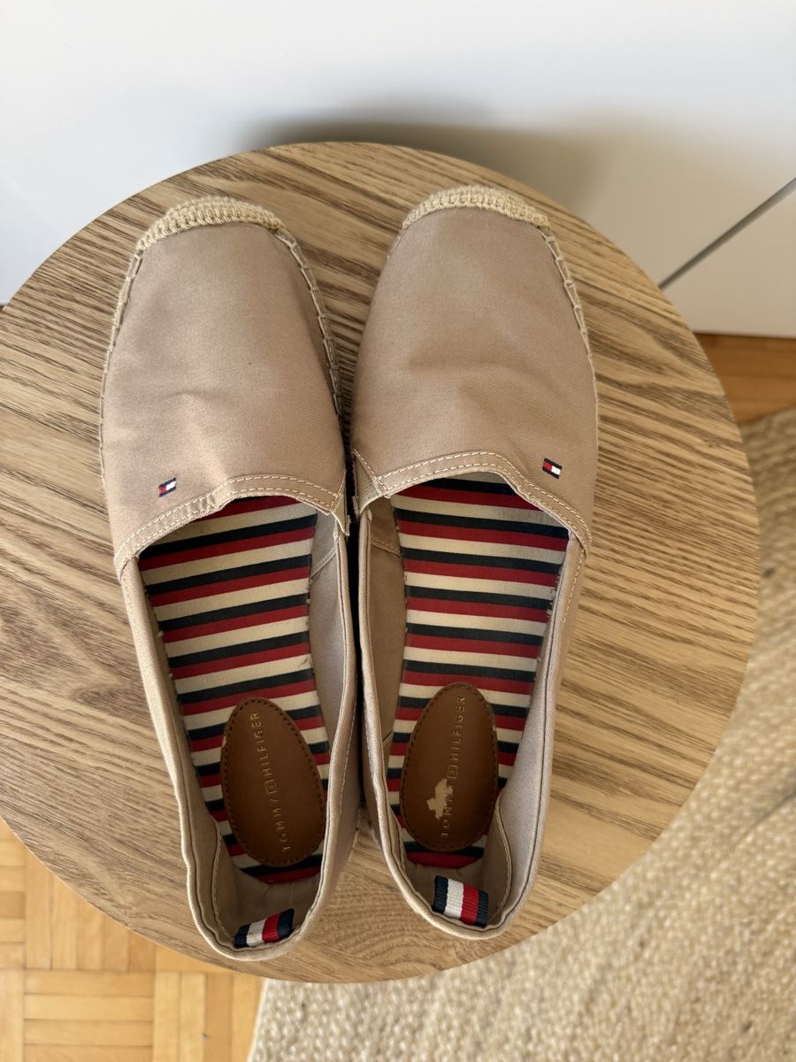 Tommy Hilfiger Scarpe da donna: Tommy Hilfiger Espadrilles 39 – Nuovo (secondo la descrizione) da Luzern venduto da Aistee 5