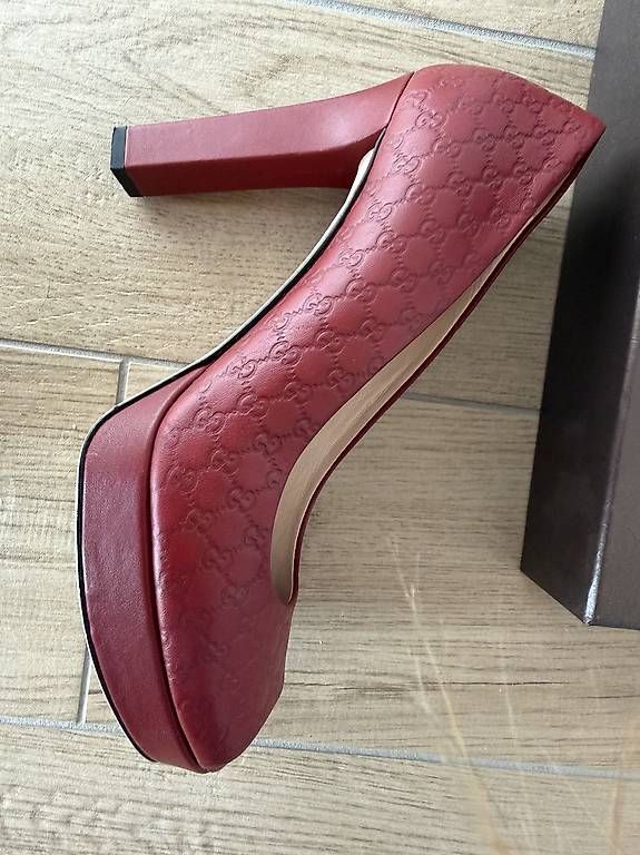 Scarpe da donna: Gucci scarpe  – Usato da Montagnola venduto da bib_b6lm 2