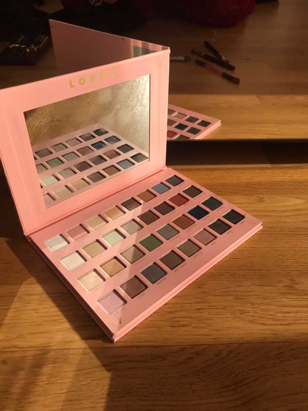 Make-up: Lorac eyeshadow palette – Gebraucht aus Affoltern am albis von onlyrose123 1