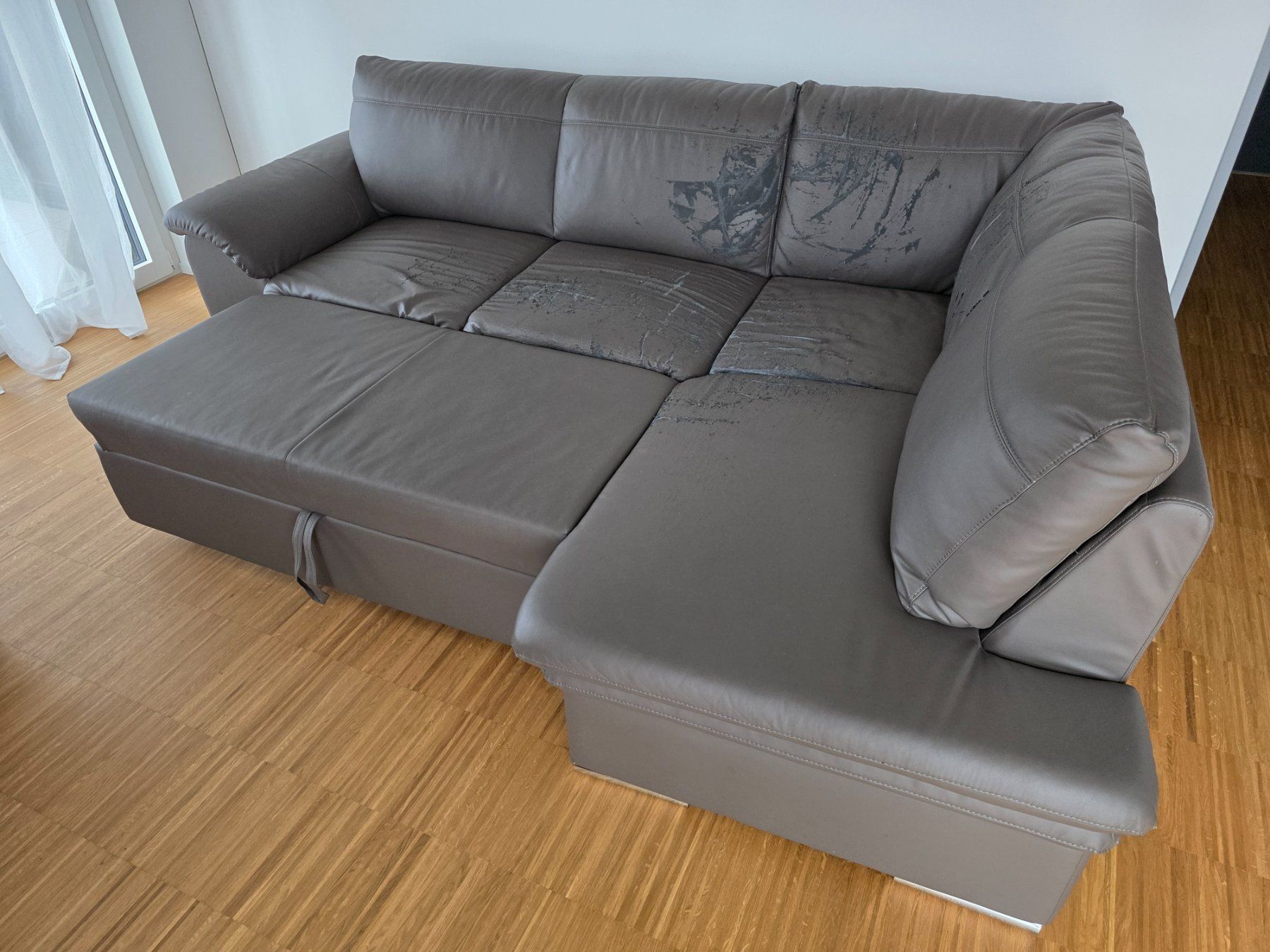 Divani: "Ecksofa Kunstleder grau mit Schlaffunktion & Bettkasten – Usato da Zürich venduto da val_5nlg 5
