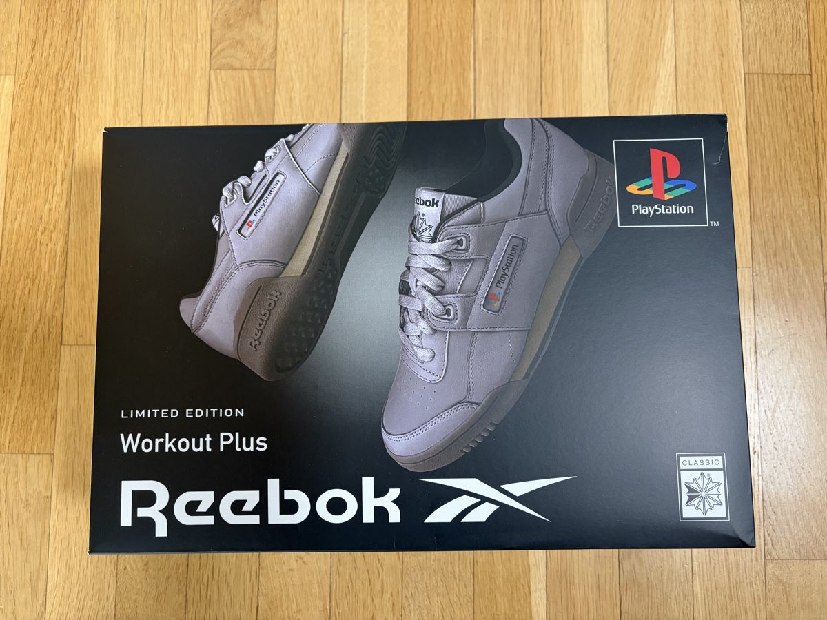Reebok Scarpe da uomo: Reebok x Playstation / eu44 / neu / selten – Nuovo e nell'imballaggio originale da Wittenbach venduto da therealmoonstone