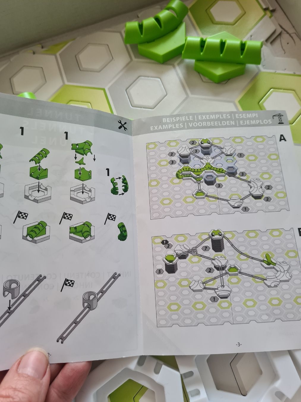 Ravensburger Baukästen: Gravitrax Starter Set + Expansion Tunnels + weitere Teile – Gebraucht aus Steinhausen von MilaB 8