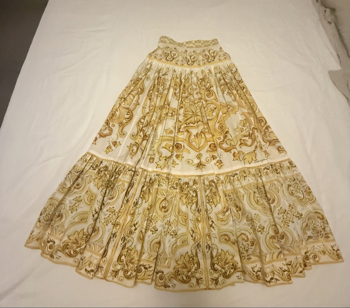 Dolce & Gabbana Vestiti: Dolce & Gabbana  gonna e top  – Nuovo (secondo la descrizione) da Bellinzona venduto da Giulia3440