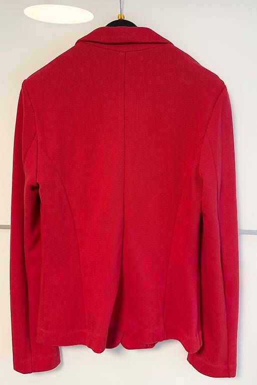 Giacche: Orsay roter Blazer Groesse S – Usato da Ehrendingen venduto da ErikaKrisztina 1
