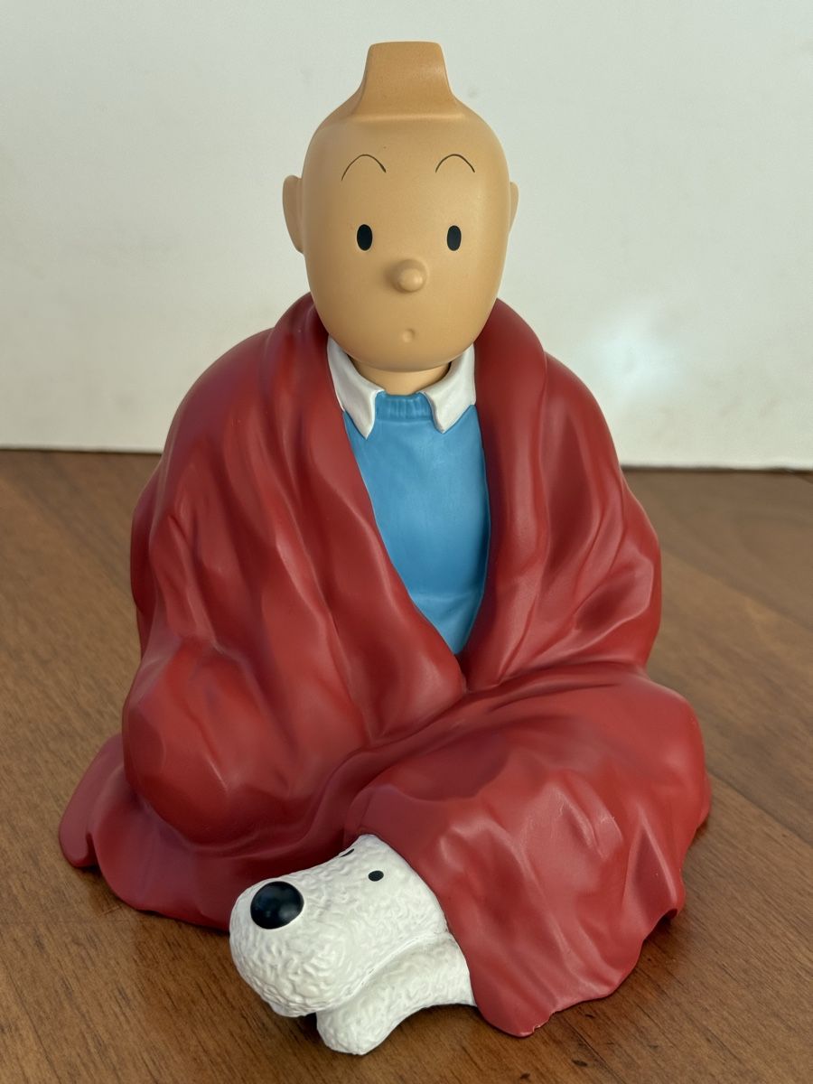 Tintin et Milou assis en Tailleur \ Toge rouge \ Réf 45915 (Gebraucht ...