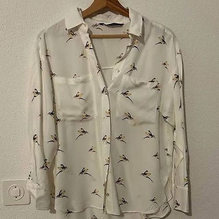 ZARA SHIRT SIZE: XS