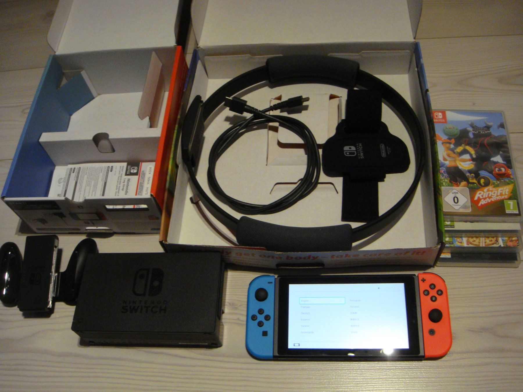Nintendo Konsolen: Console Switch + 4 jeux  AP.1FR – Gebraucht aus sugiez von Svicente 1