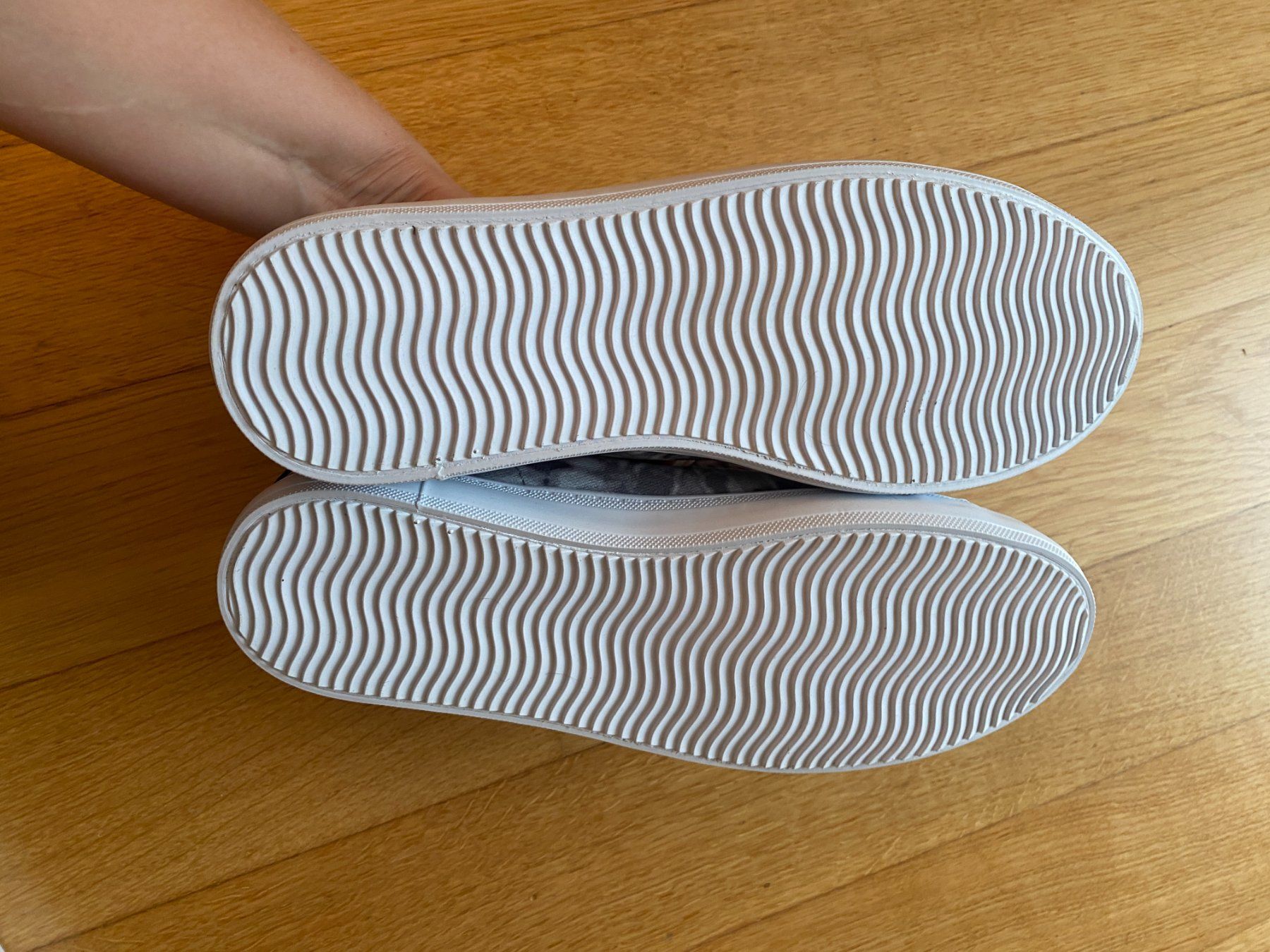 Damenschuhe: Sneakers / Schuhe mit Ikat Muster – Neu und originalverpackt aus Thalwil von gb_ea2000 2