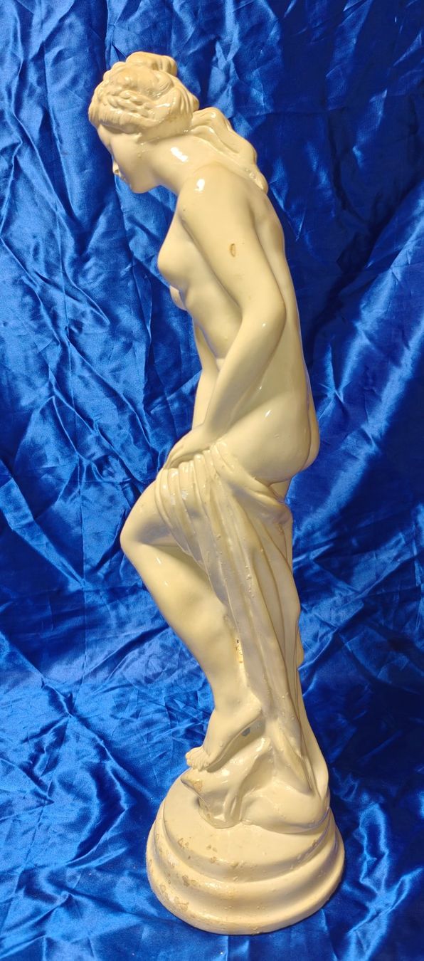 Statuette: Grosse Vintage Frauenfigur / Venus – Usato da Gutenswil venduto da Vulcano21 1