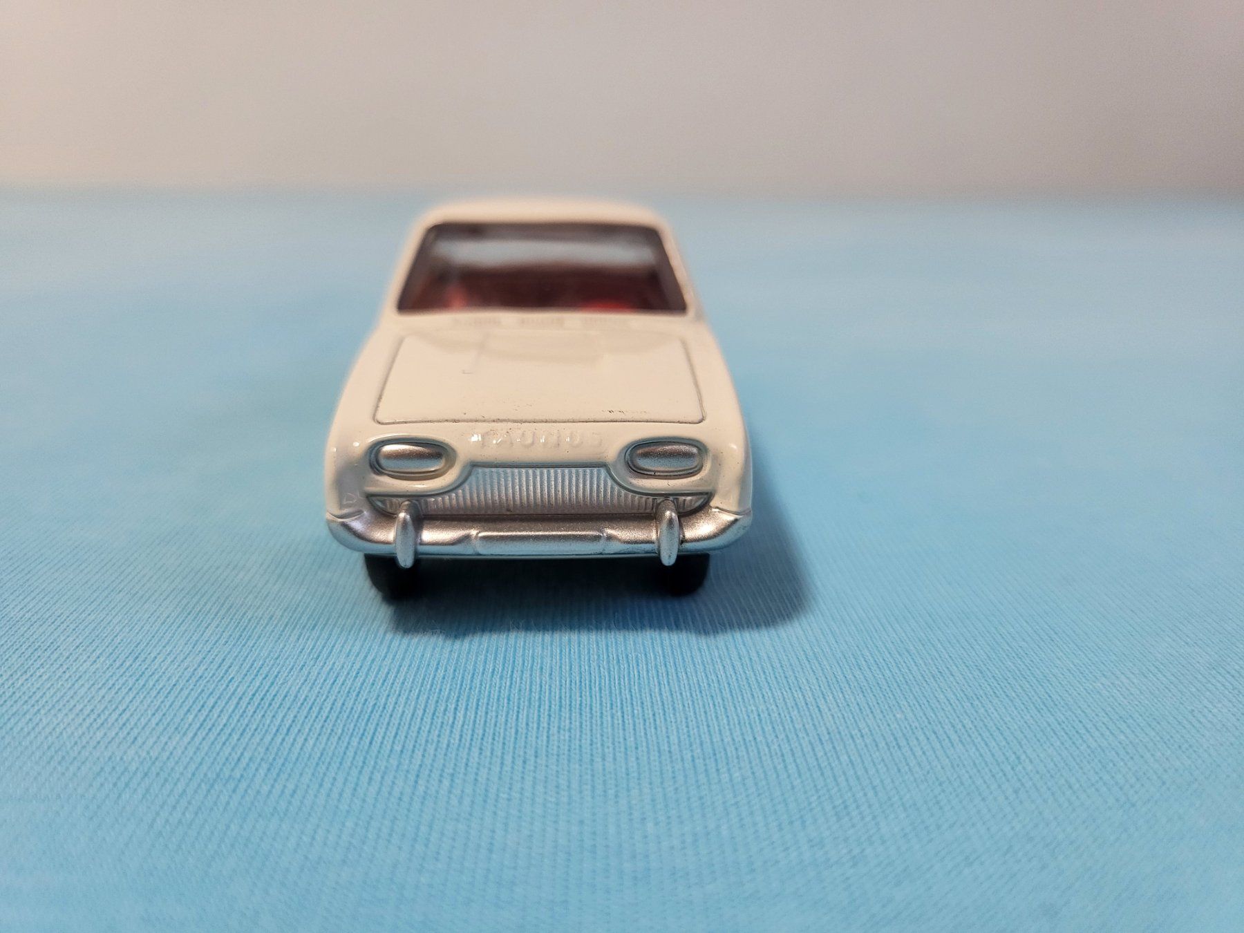 Ford Modellini d'auto: Ford Taunus 17M, Weiss – Nuovo (secondo la descrizione) da Glattbrugg venduto da PhilKrill 2