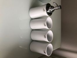 Spirella-Zahnbecher gratis einem Seifenspender.