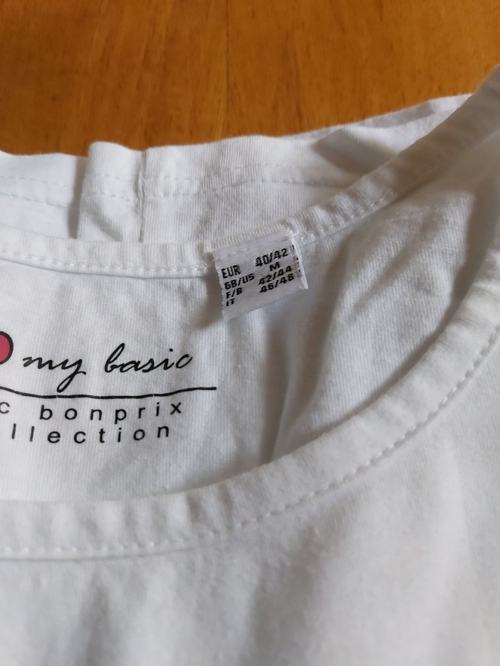 T-shirt: 4 t shirt grösse M, 3/4tel arm – Nuovo (secondo la descrizione) da Winterthur venduto da chimischimi 3