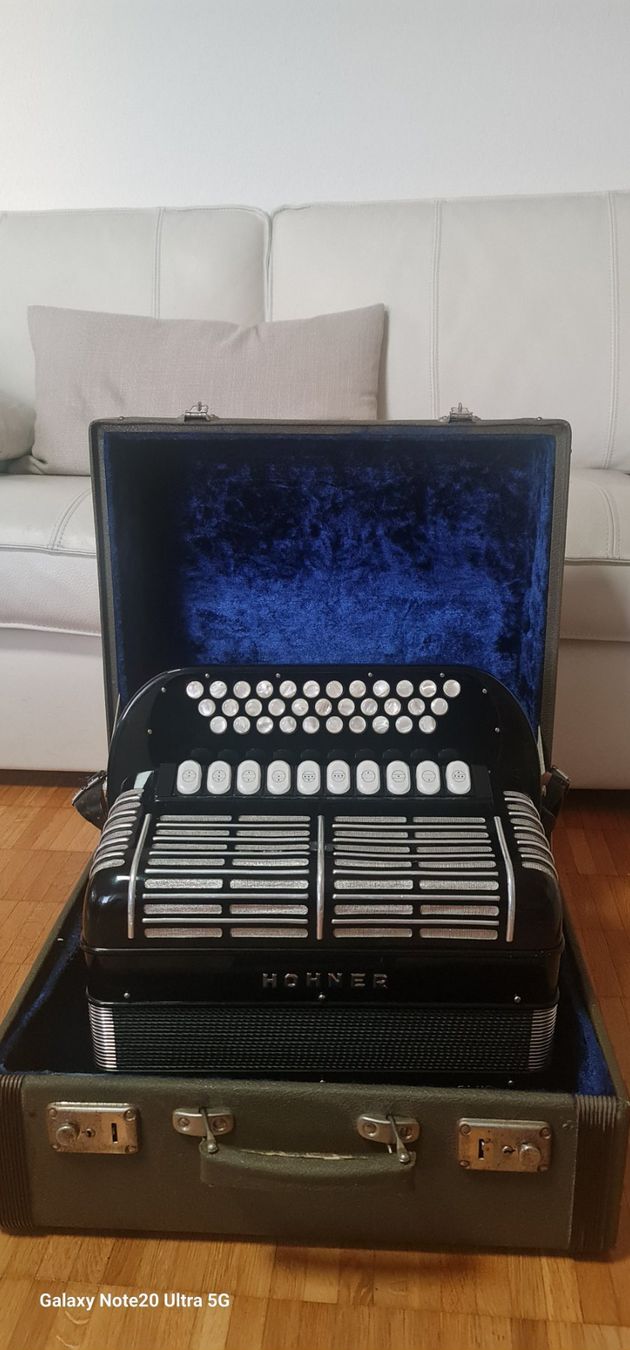 Hohner Strumenti musicali: Honer Morino Club – Usato da Unterentfelden venduto da Felco