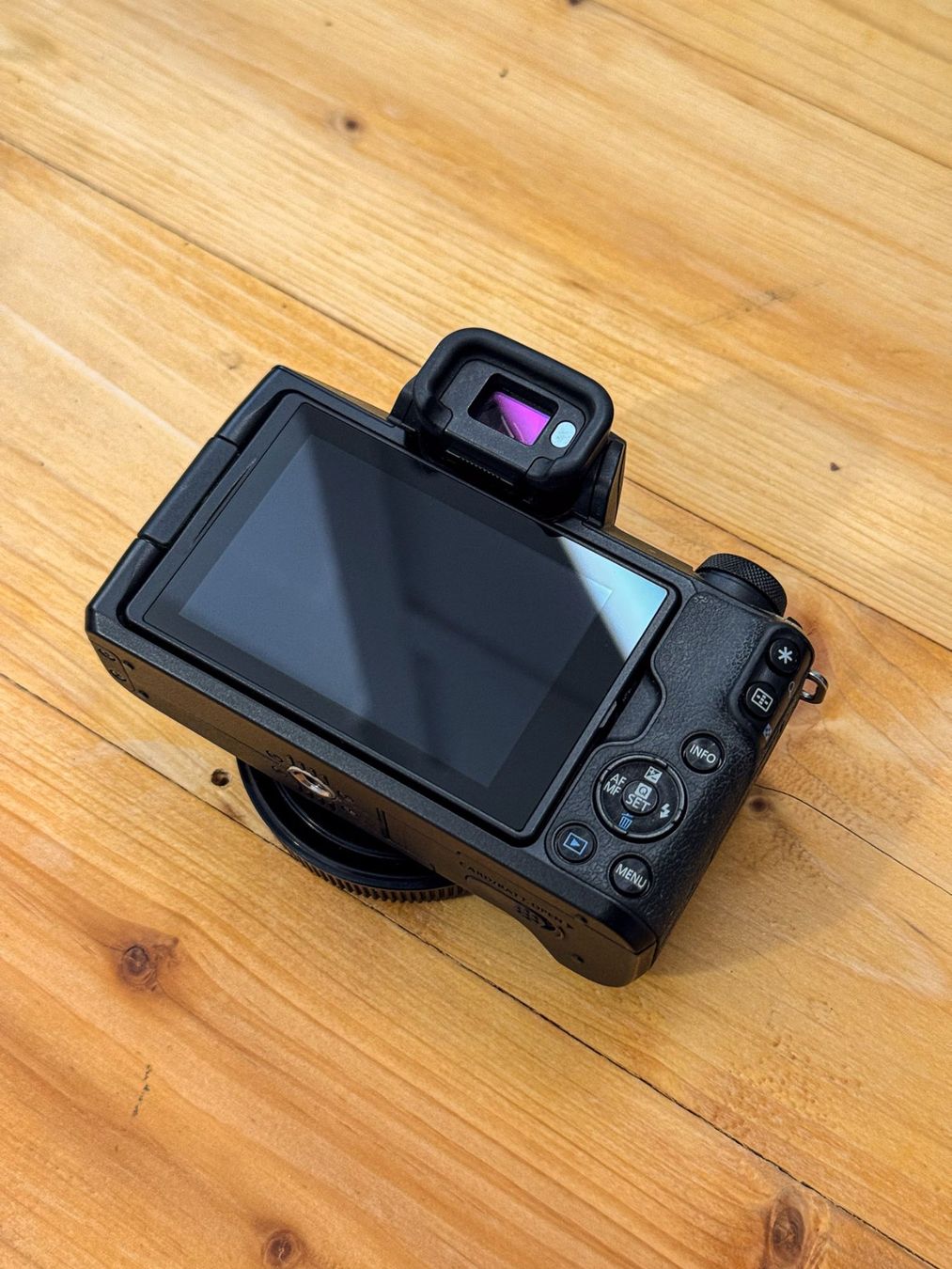 Canon Fotocamera: Canon M50 body mit 3 Akkus – Usato da Wetzikon ZH venduto da sackheimbeutlin 1